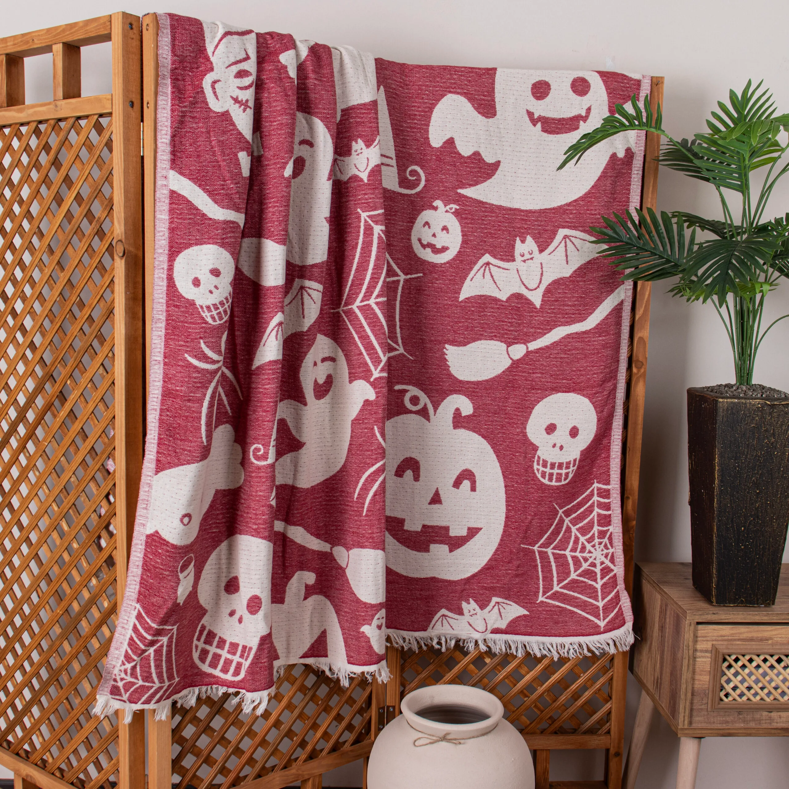 Hallowen Throw